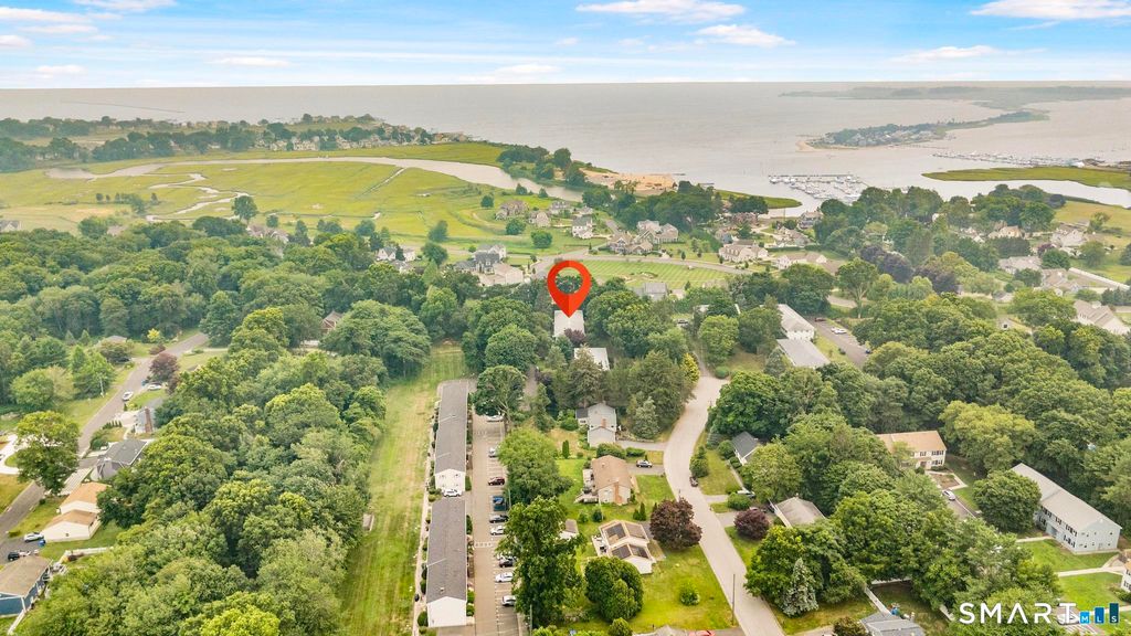 24 College Street 6, Clinton, CT 06413