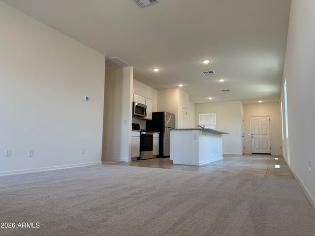 2370 E STEER Drive, San Tan Valley, AZ 85140