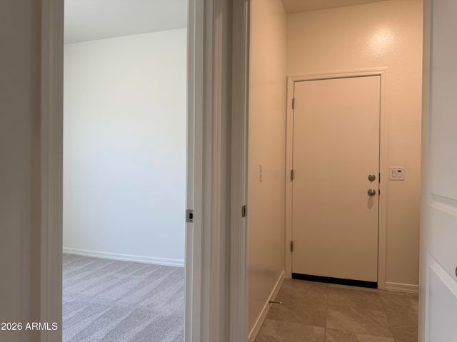2370 E STEER Drive, San Tan Valley, AZ 85140