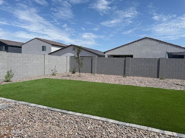 2370 E STEER Drive, San Tan Valley, AZ 85140