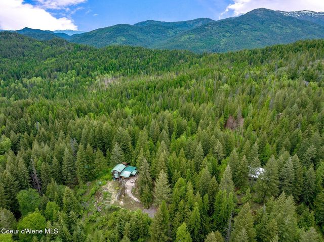 1298 Raven Ridge Rd, Sandpoint, ID 83864