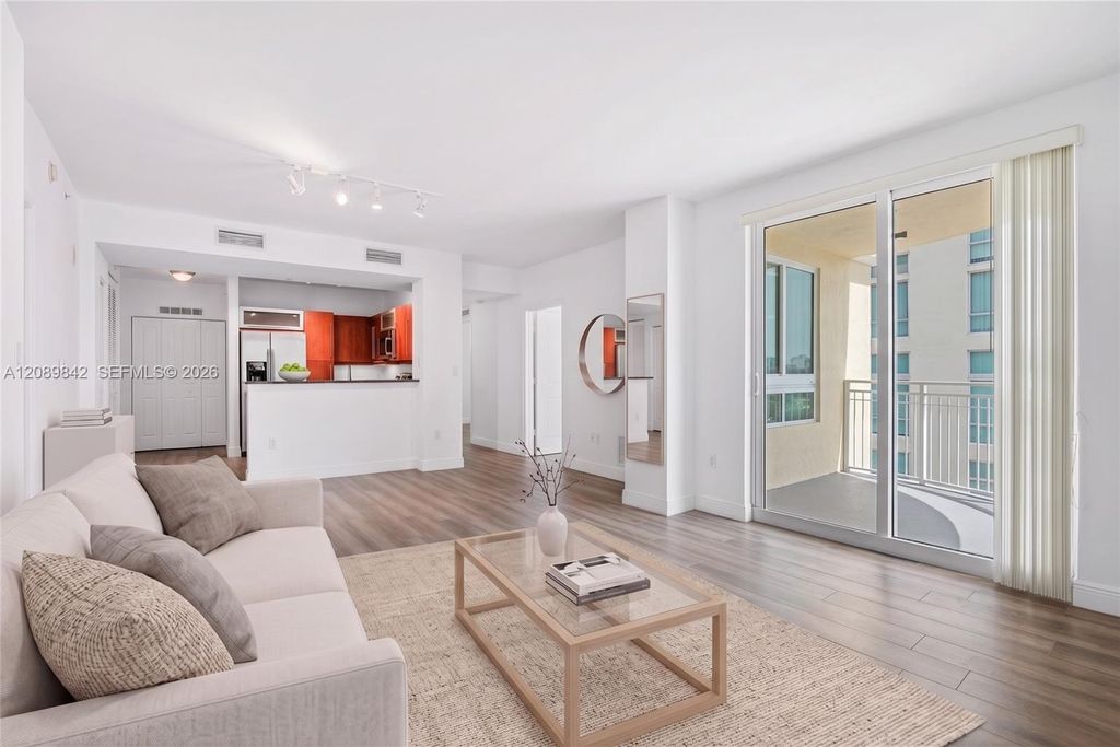 7350 SW 89th Street 706S, Miami, FL 33156
