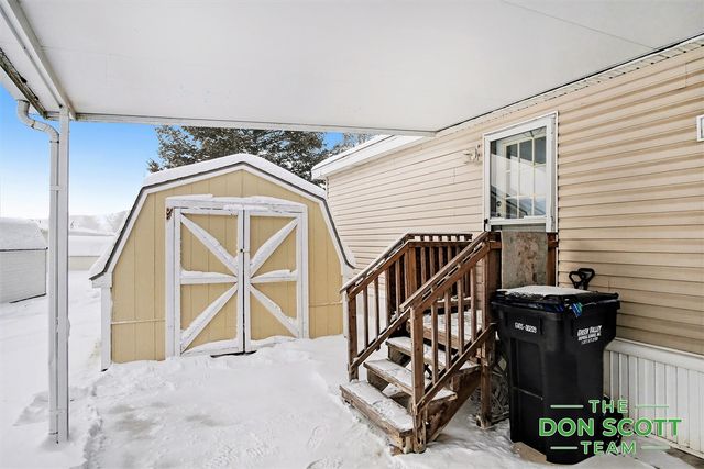 13749 Bluebell Lane, Cedar Springs, MI 49319