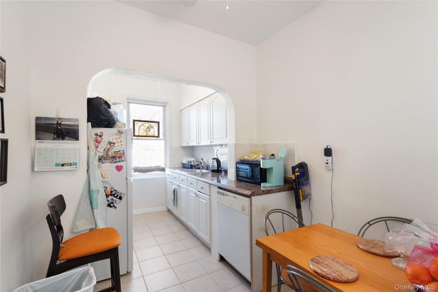 146 Harrison Avenue, Mineola, NY 11501