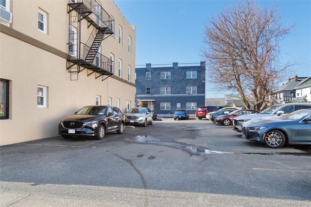 146 Harrison Avenue, Mineola, NY 11501