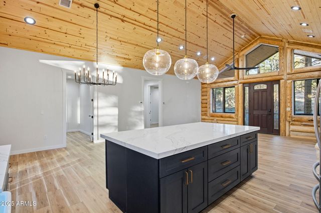 30 S BENCH Circle, Show Low, AZ 85901