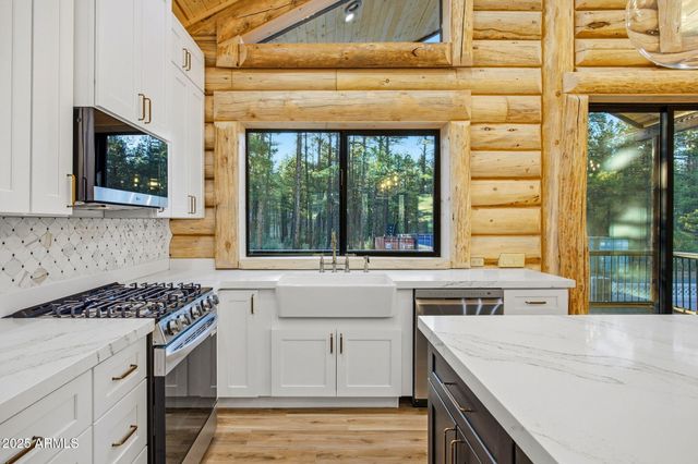 30 S BENCH Circle, Show Low, AZ 85901