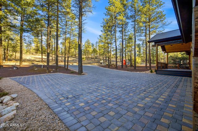 30 S BENCH Circle, Show Low, AZ 85901