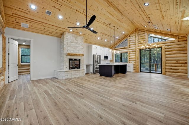 30 S BENCH Circle, Show Low, AZ 85901