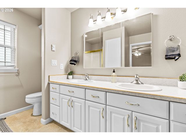 2222 PRIMROSE Ln, Florence, OR 97439