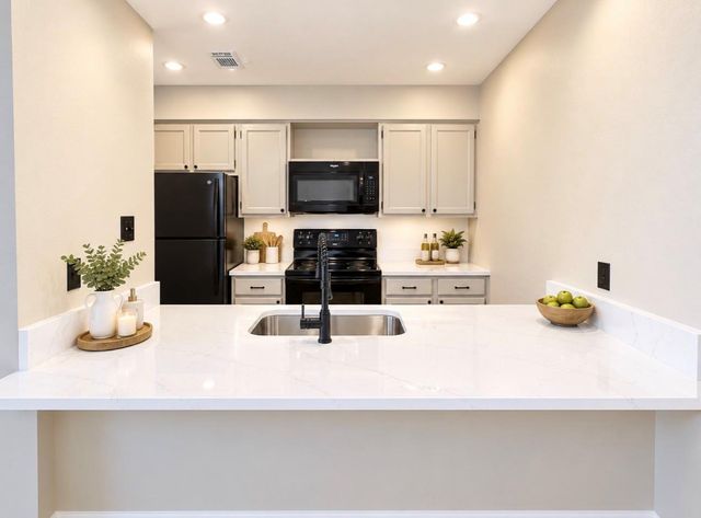 3900 Aspen Drive B201, Montgomery, TX 77356
