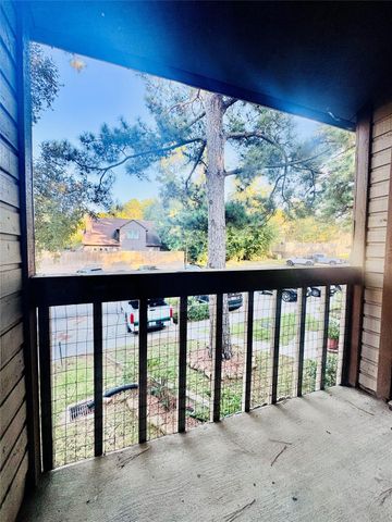 3900 Aspen Drive B201, Montgomery, TX 77356