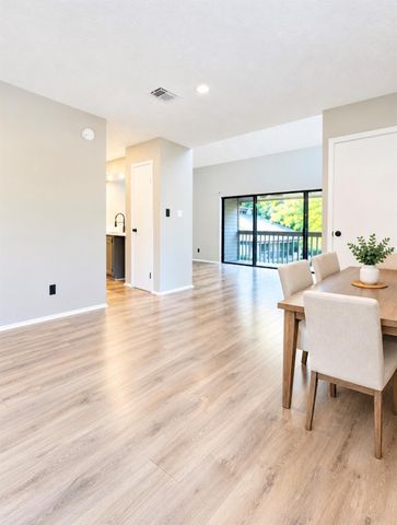 3900 Aspen Drive B201, Montgomery, TX 77356
