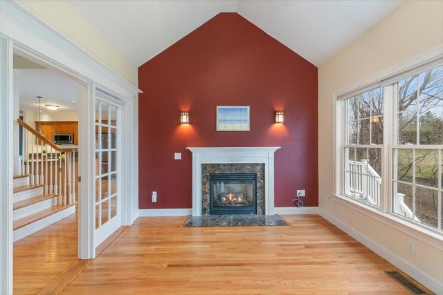 9 Steeple View Drive, Atkinson, NH 03811