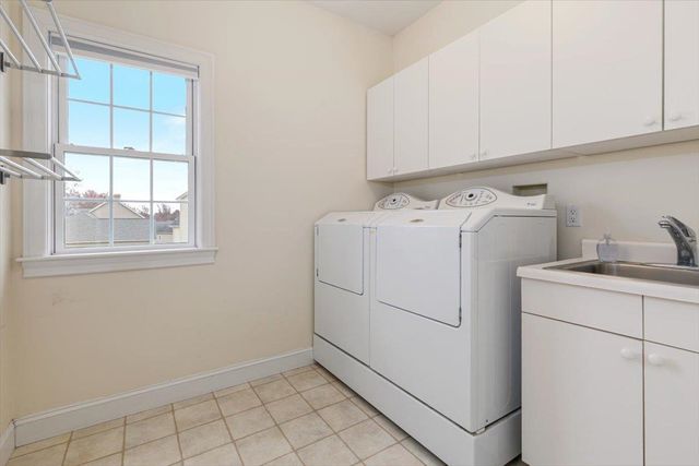 9 Steeple View Drive, Atkinson, NH 03811