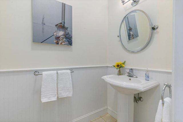 9 Steeple View Drive, Atkinson, NH 03811