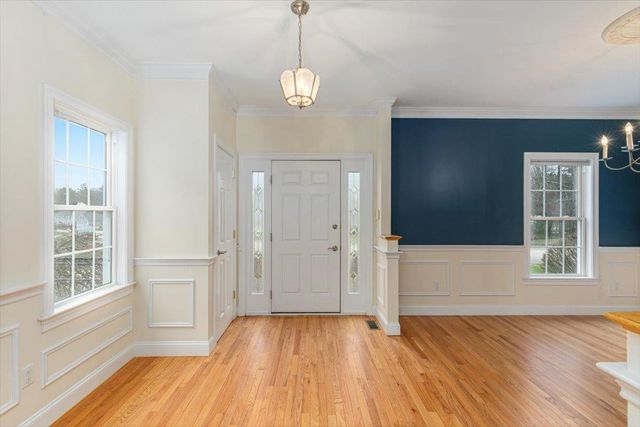 9 Steeple View Drive, Atkinson, NH 03811