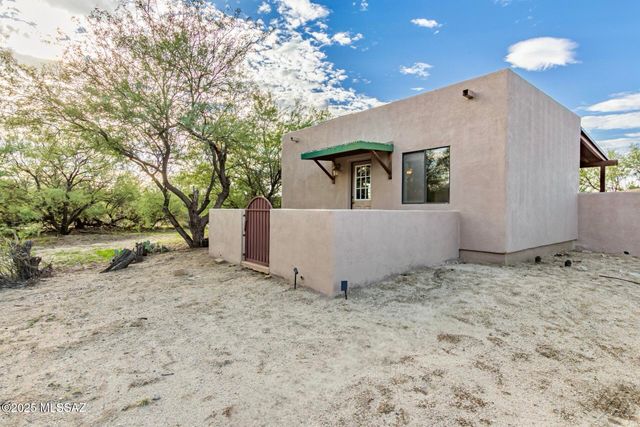 5100 E Golder Ranch Drive, Tucson, AZ 85739