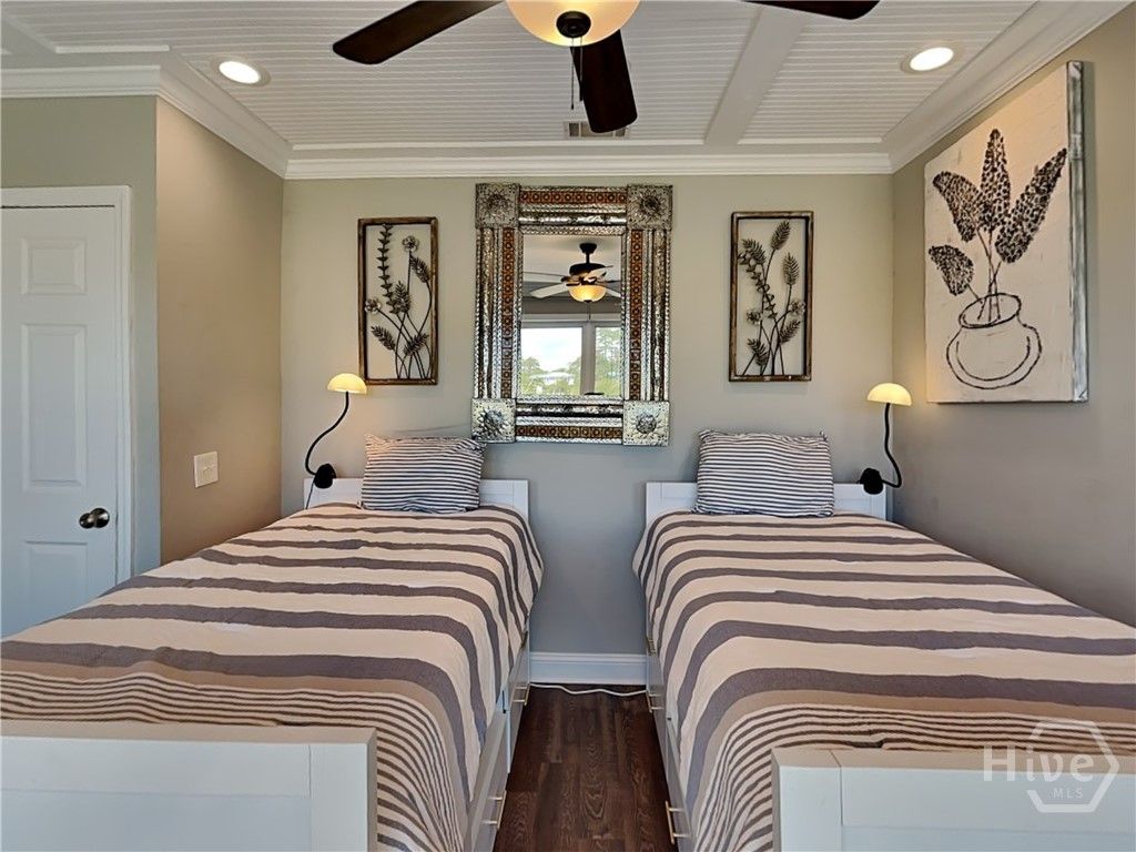 Image 29 of property listing at 129 Lewis Avenue, Tybee Island, GA 31328