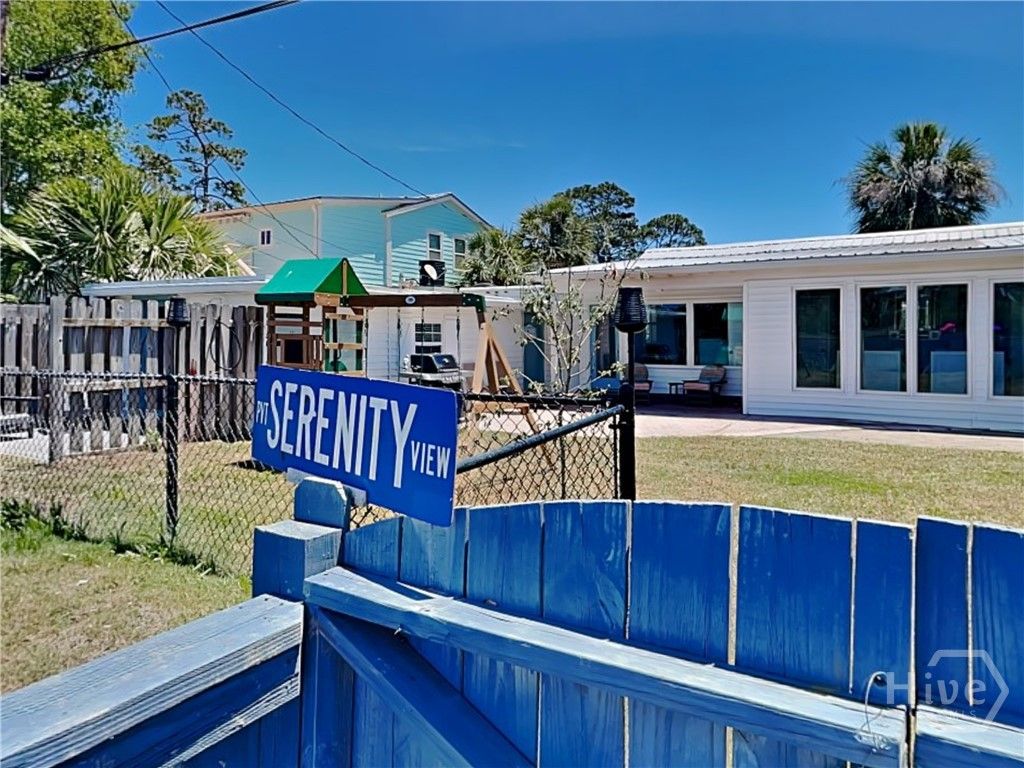 Image 50 of property listing at 129 Lewis Avenue, Tybee Island, GA 31328