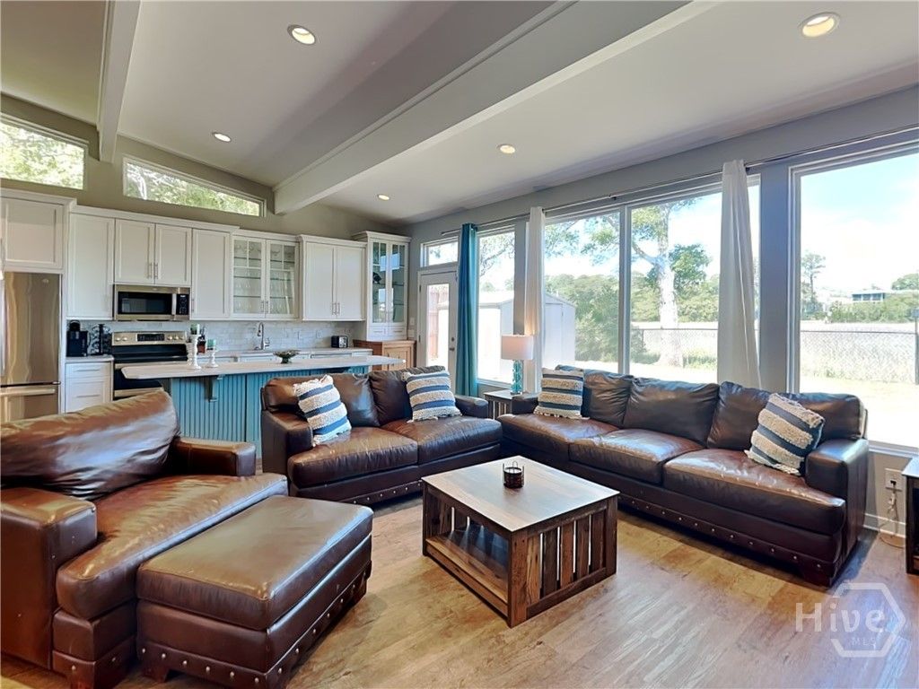 Image 6 of property listing at 129 Lewis Avenue, Tybee Island, GA 31328
