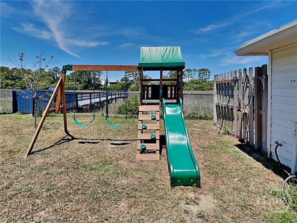 Image 63 of property listing at 129 Lewis Avenue, Tybee Island, GA 31328