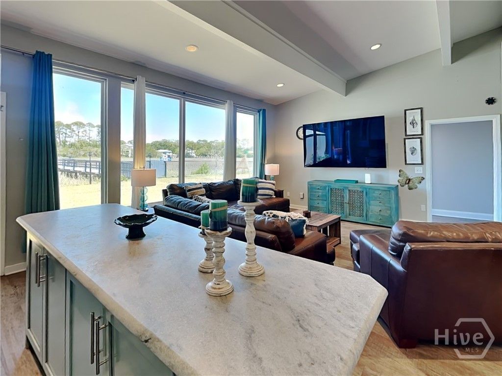 Image 7 of property listing at 129 Lewis Avenue, Tybee Island, GA 31328
