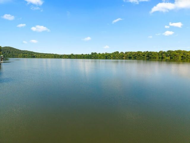 343 Russell Lane, Decatur, TN 37322
