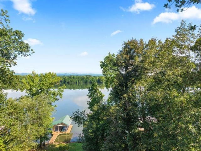 343 Russell Lane, Decatur, TN 37322