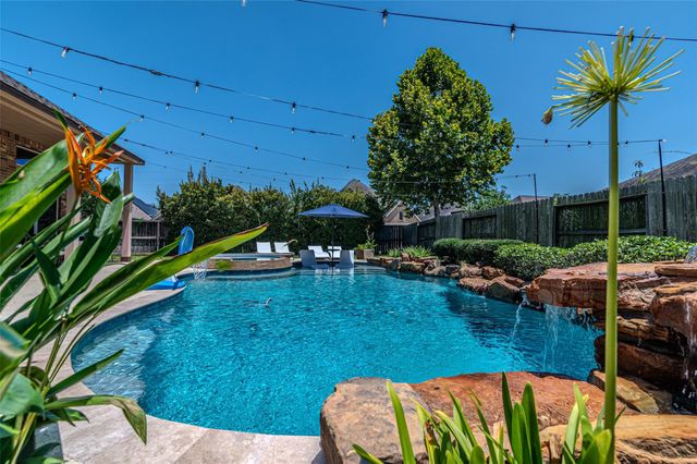 20103 Three Chutes Lane, Cypress, TX 77433