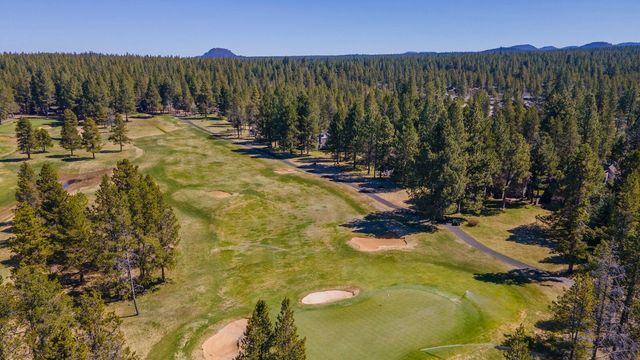 57265 Overlook Road 4, Sunriver, OR 97707