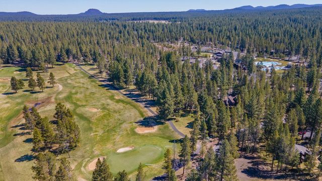 57265 Overlook Road 4, Sunriver, OR 97707