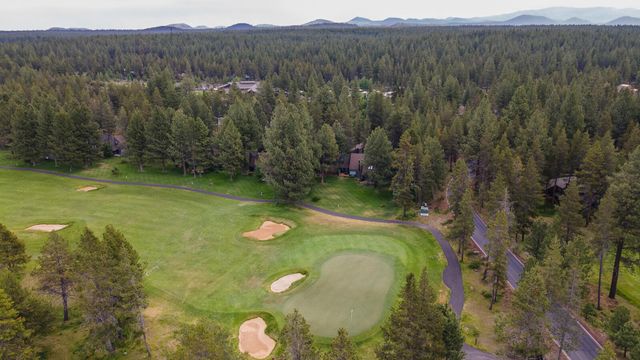 57265 Overlook Road 4, Sunriver, OR 97707