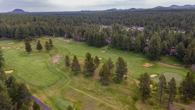 57265 Overlook Road 4, Sunriver, OR 97707
