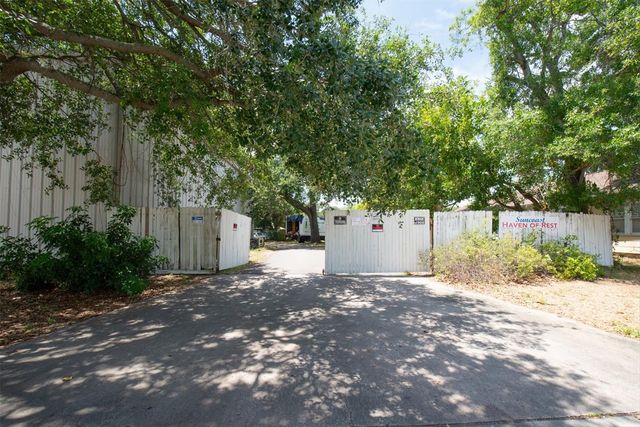 1763 9TH AVENUE N, St Petersburg, FL 33713