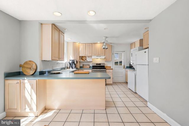 232 HENLEY RD, Wynnewood, PA 19096