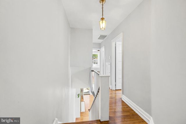 232 HENLEY RD, Wynnewood, PA 19096
