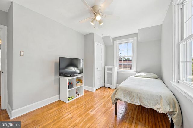 232 HENLEY RD, Wynnewood, PA 19096