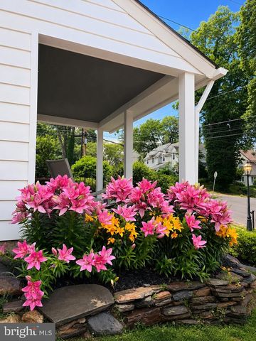 232 HENLEY RD, Wynnewood, PA 19096