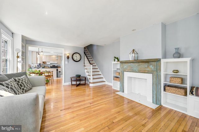 232 HENLEY RD, Wynnewood, PA 19096