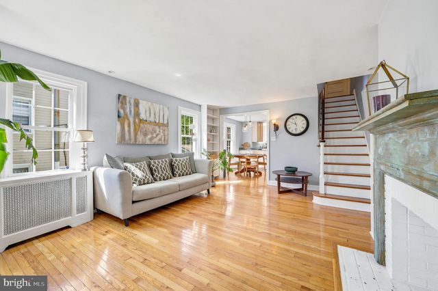 232 HENLEY RD, Wynnewood, PA 19096