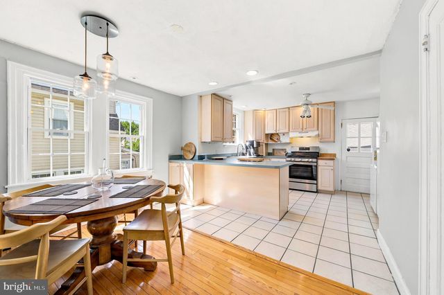 232 HENLEY RD, Wynnewood, PA 19096