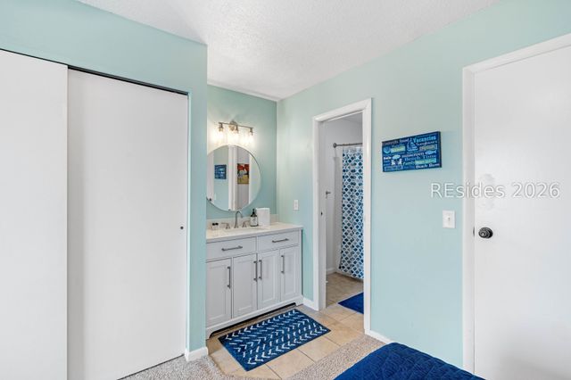 4 Cedar Reef Dr Unit B202, St Helena Island, SC 29920