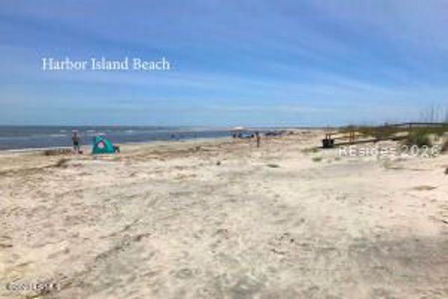 4 Cedar Reef Dr Unit B202, St Helena Island, SC 29920