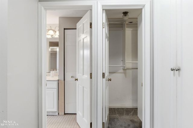 180 Fisher Road, Grosse Pointe Farms, MI 48236