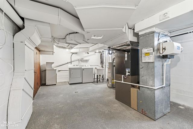 180 Fisher Road, Grosse Pointe Farms, MI 48236