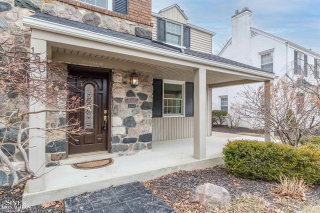 180 Fisher Road, Grosse Pointe Farms, MI 48236