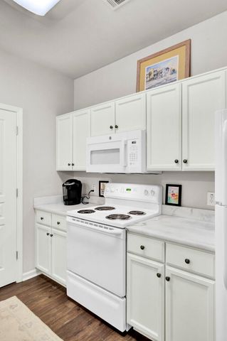 300 Bucksley Lane 104, Charleston, SC 29492