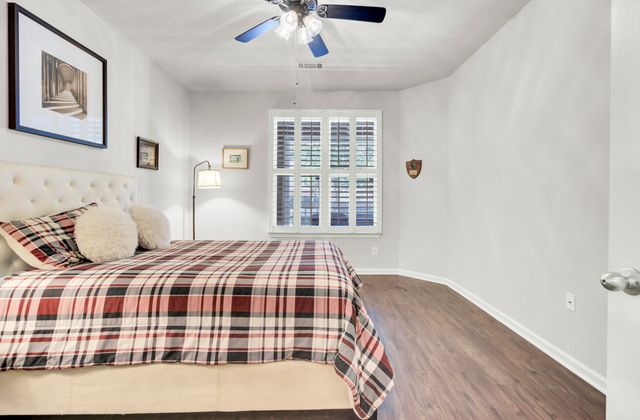 300 Bucksley Lane 104, Charleston, SC 29492