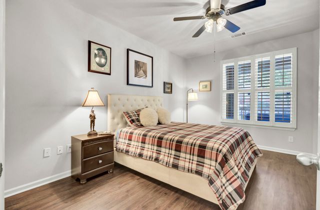 300 Bucksley Lane 104, Charleston, SC 29492